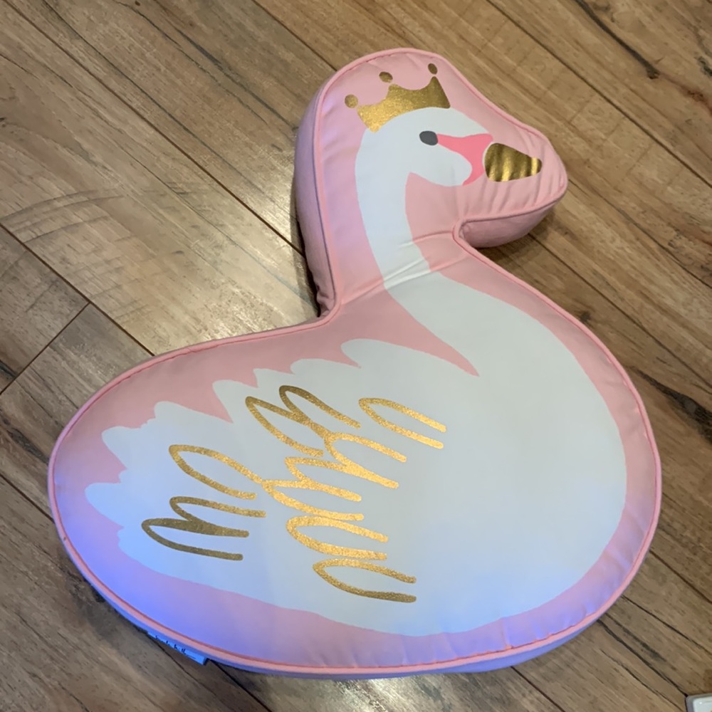 Swan kids pillow